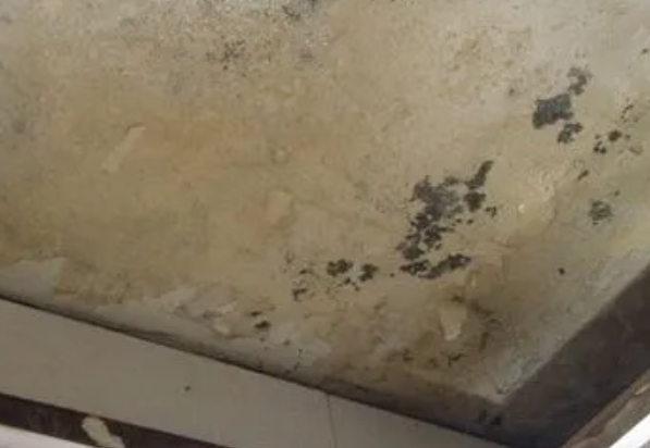 张掖阳台漏水维修公司分享下张掖卫生间渗水维修需要注意哪些问题。